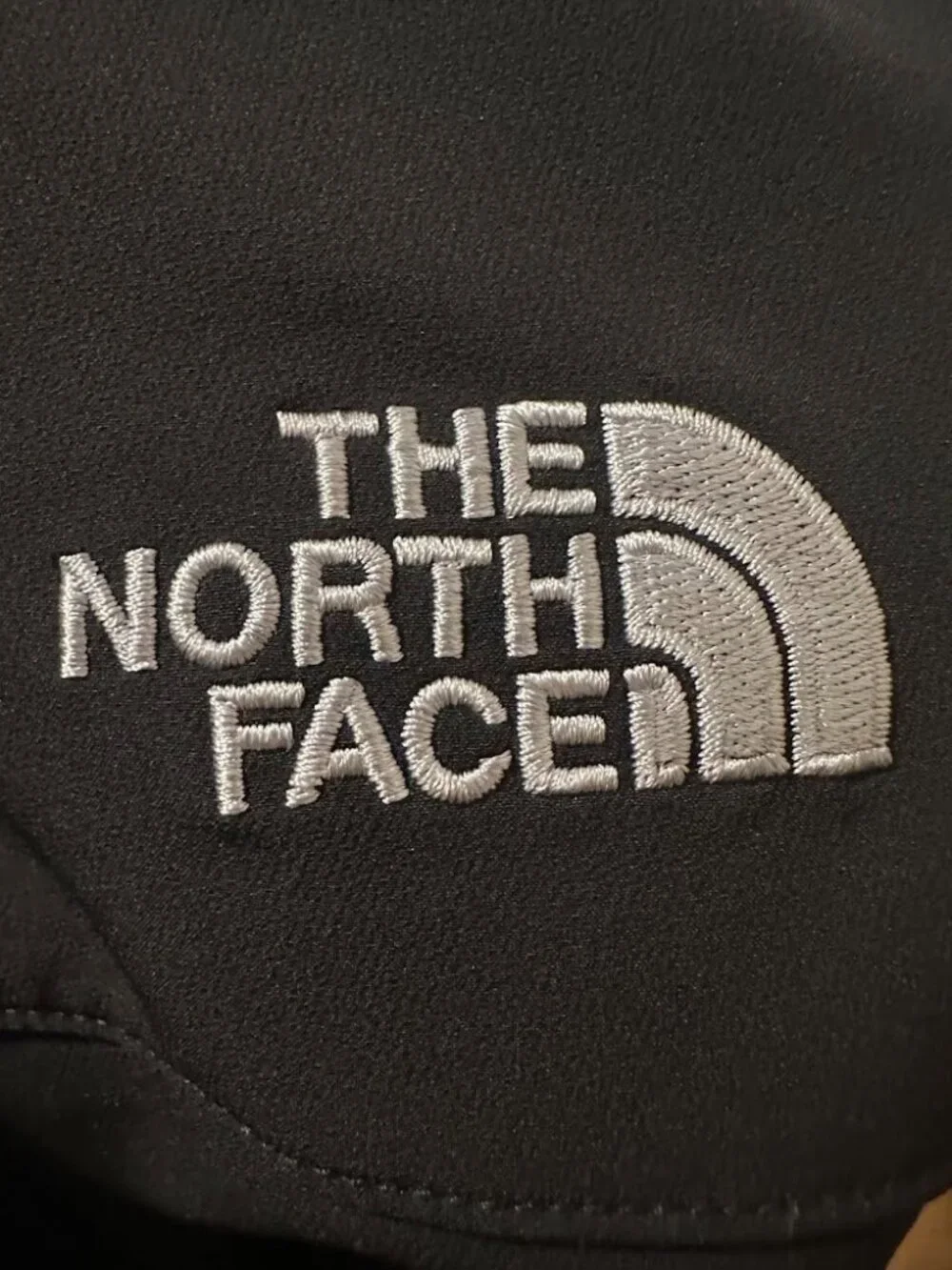 The North Face Apex Bionic Softshell Jacket Black Zip Up - Men’s Medium